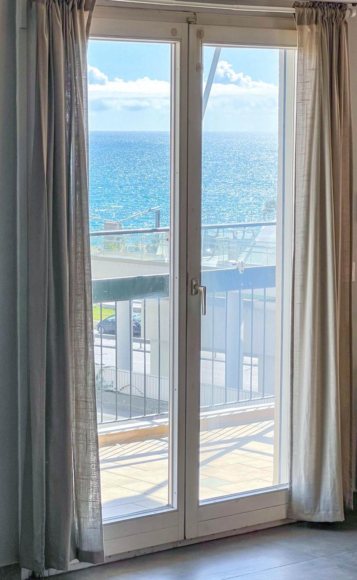 Alimos Sea View Family Apartment Атина Екстериор снимка